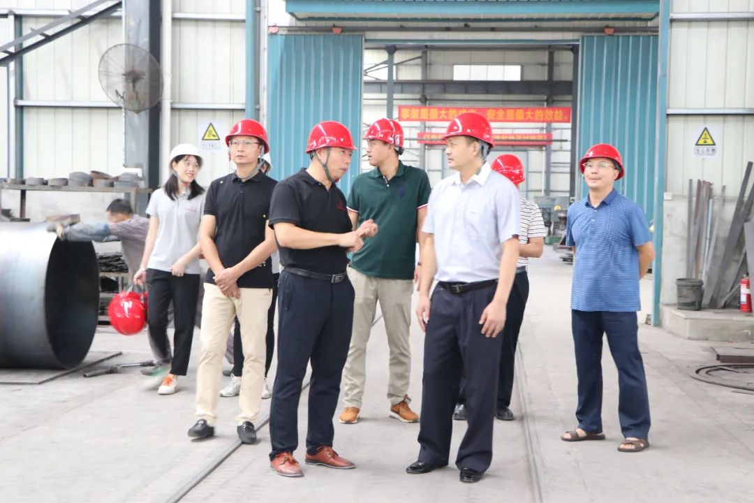 �`���h�˴�������С��һ���W�R���ֵV�C�����{��